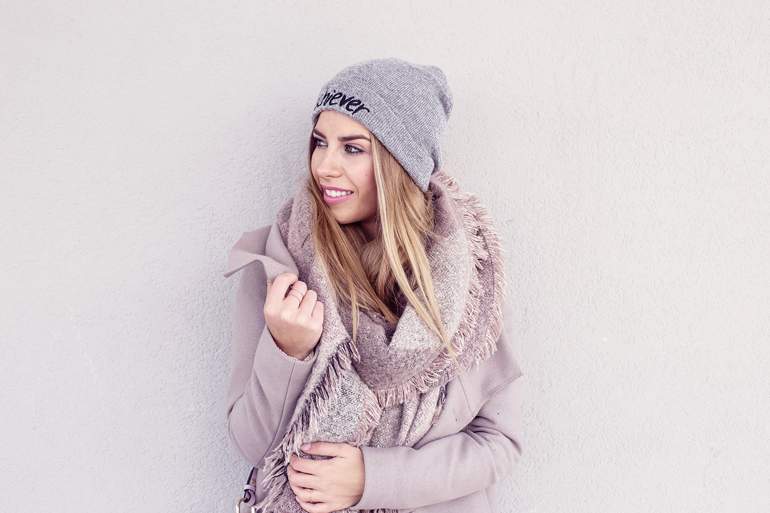 All_Saints_Coat_Forever21_Scarf_Rad_Co_Winterlook_Outfit_Luisa_Lion