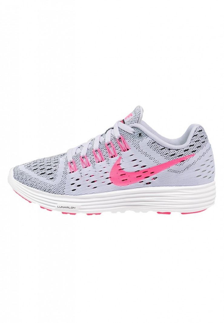 pink graue Nike frees schuhe